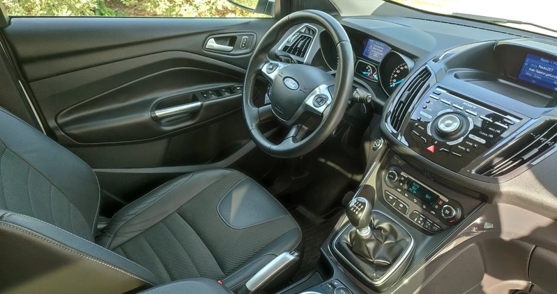 Ford Kuga cena 46500 przebieg: 180000, rok produkcji 2011 z Oleśnica małe 326